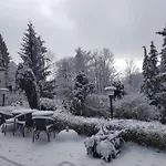 Penzion Magdalena - W Cichym I Spokojnym Miejscu - Zwierzeta Akceptowane, Bezplatny Parking 3*
