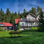 Penzion Magdalena - W Cichym I Spokojnym Miejscu - Zwierzeta Akceptowane, Bezplatny Parking 3*