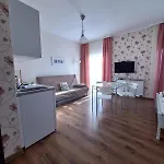 Magdalena - W Cichym I Spokojnym Miejscu - Zwierzeta Akceptowane, Bezplatny Parking Penzion 3*