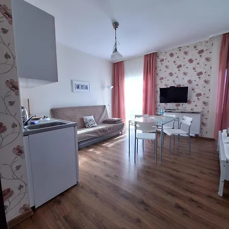 Magdalena - W Cichym I Spokojnym Miejscu - Zwierzeta Akceptowane, Bezplatny Parking Maison d'hôtes 3*