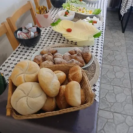 Magdalena - W Cichym I Spokojnym Miejscu - Zwierzeta Akceptowane, Bezplatny Parking
