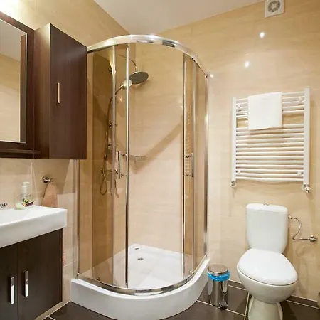 Guest house Magdalena - W Cichym I Spokojnym Miejscu - Zwierzeta Akceptowane, Bezplatny Parking 3*