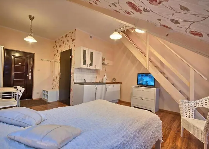 Magdalena - W Cichym I Spokojnym Miejscu - Zwierzęta Akceptowane, Bezpłatny Parking Pensjonat 3*