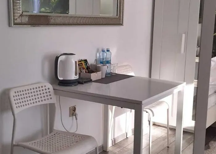 Pensjonat Magdalena - W Cichym I Spokojnym Miejscu - Zwierzęta Akceptowane, Bezpłatny Parking 3*