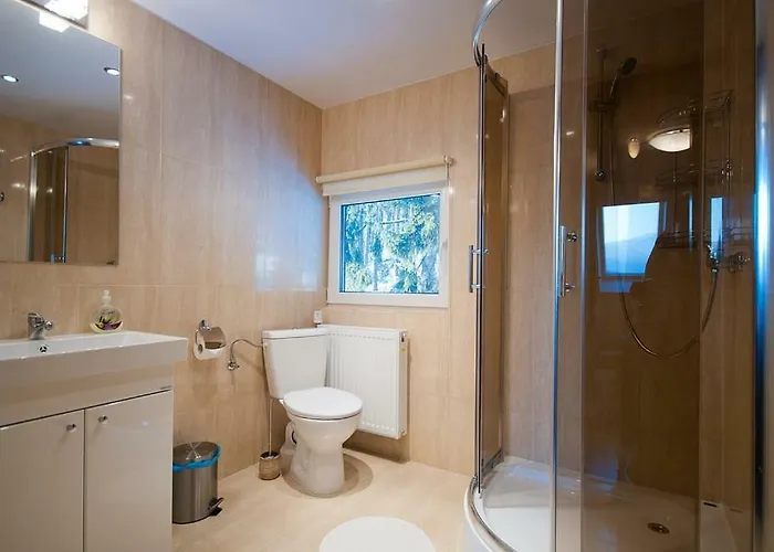 Pensjonat Magdalena - W Cichym I Spokojnym Miejscu - Zwierzęta Akceptowane, Bezpłatny Parking 3*